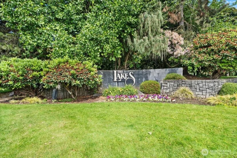Property photo for 23955 58th Court S #e1, Kent photo 30