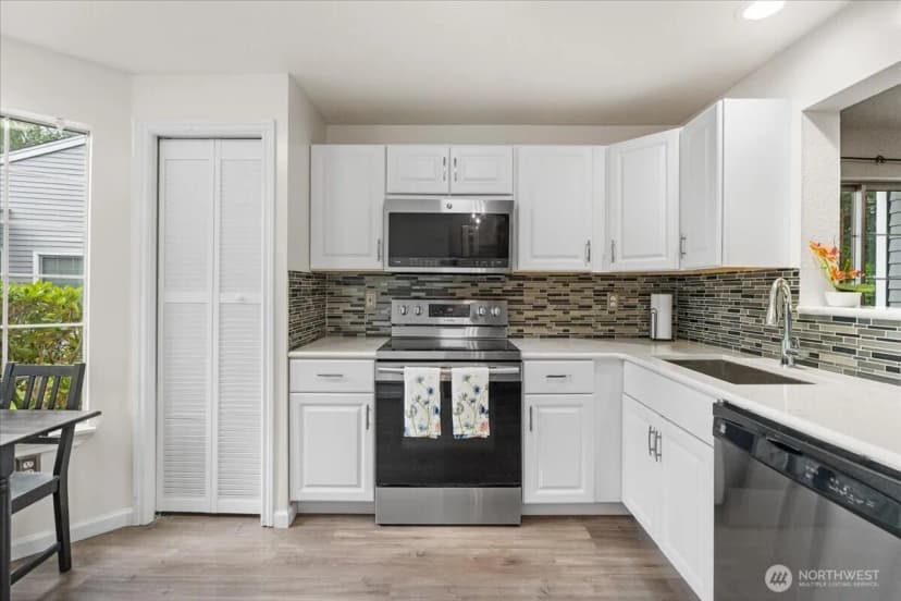 Property photo for 23955 58th Court S #e1, Kent photo 12