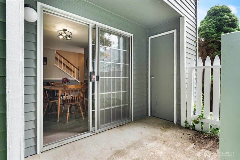 Property photo for 23955 58th Court S #e1, Kent photo 28