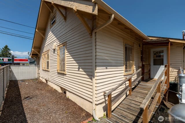 Property photo for 3606 S 12th Street, Tacoma photo 4