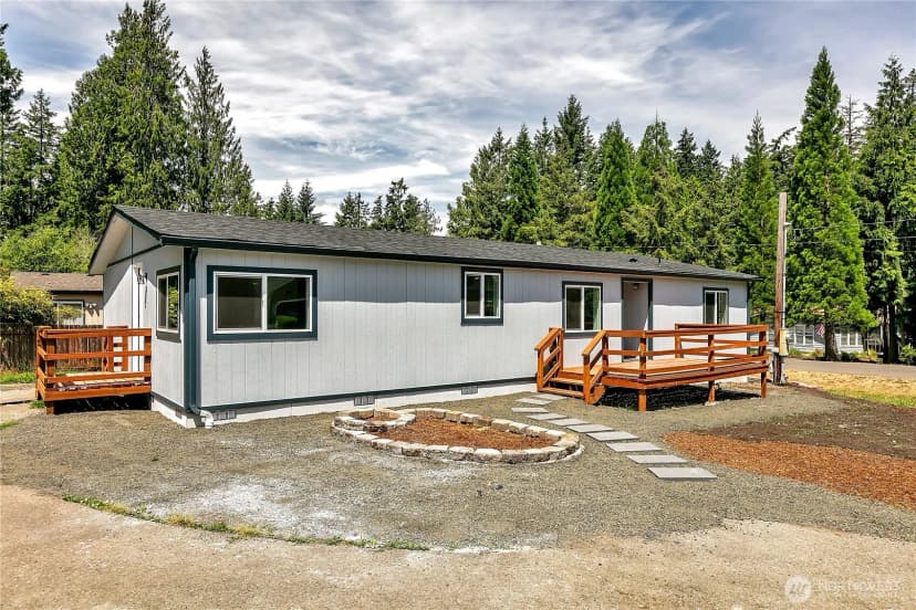 Property photo for 9641 Mariner Drive Nw, Olympia