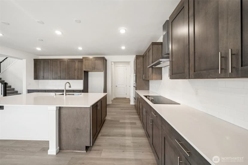 Property photo for 918 Lucas Avenue #18, Buckley photo 19