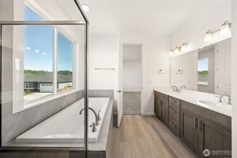 Property photo for 918 Lucas Avenue #18, Buckley photo 38