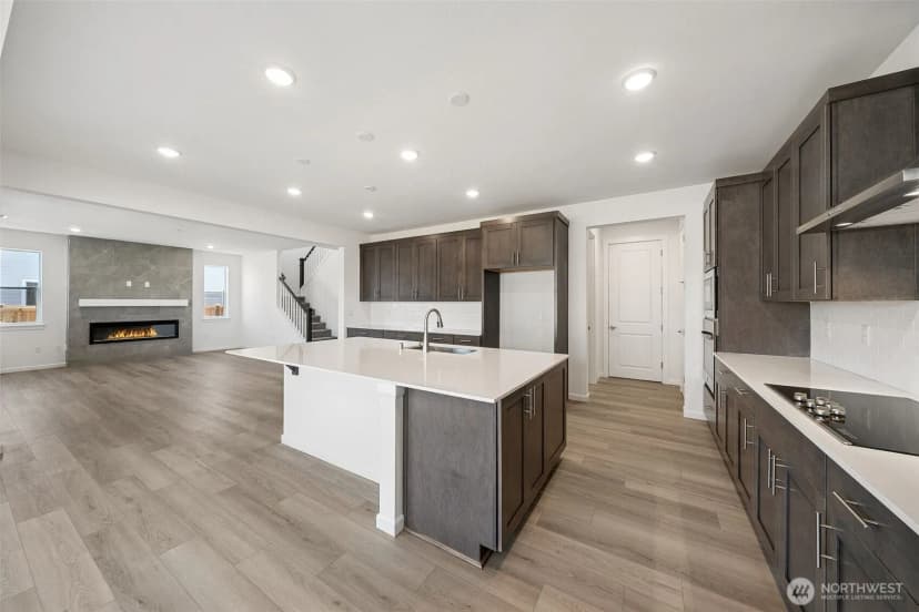 Property photo for 918 Lucas Avenue #18, Buckley photo 20