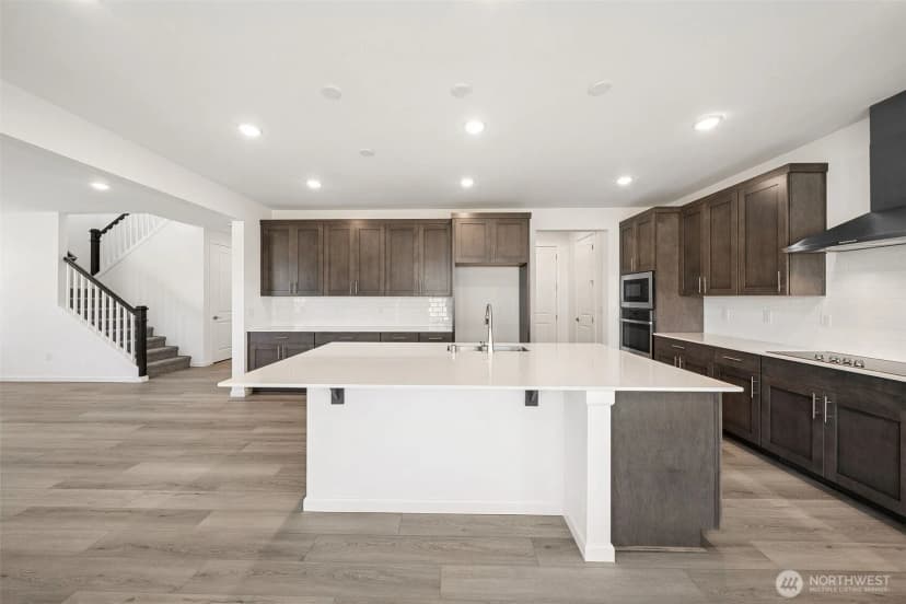 Property photo for 918 Lucas Avenue #18, Buckley photo 21