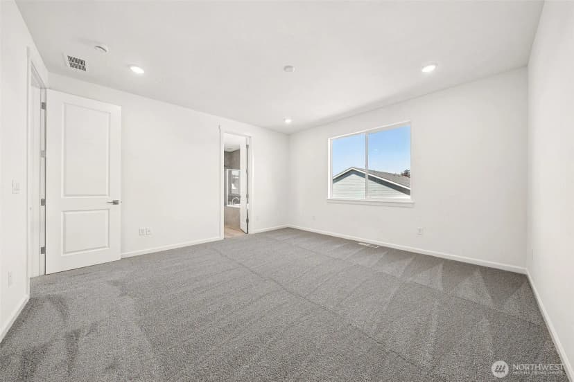 Property photo for 918 Lucas Avenue #18, Buckley photo 33
