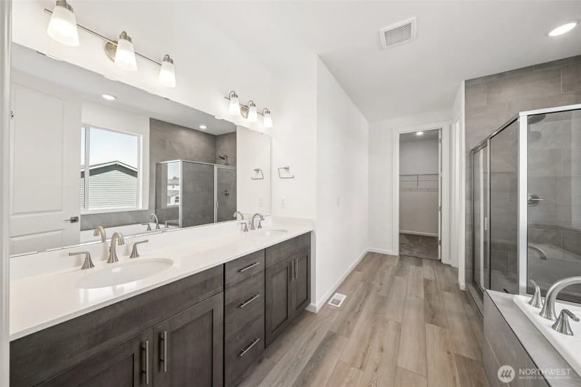 Property photo for 918 Lucas Avenue #18, Buckley photo 35