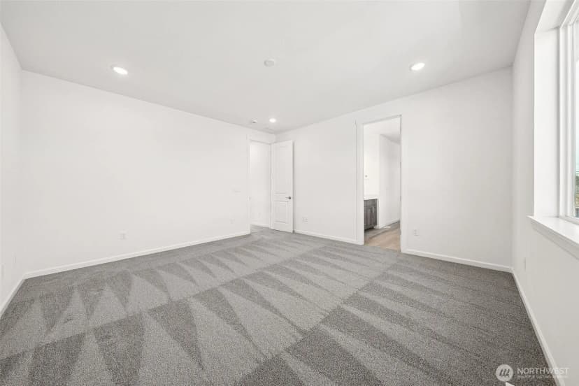 Property photo for 918 Lucas Avenue #18, Buckley photo 34