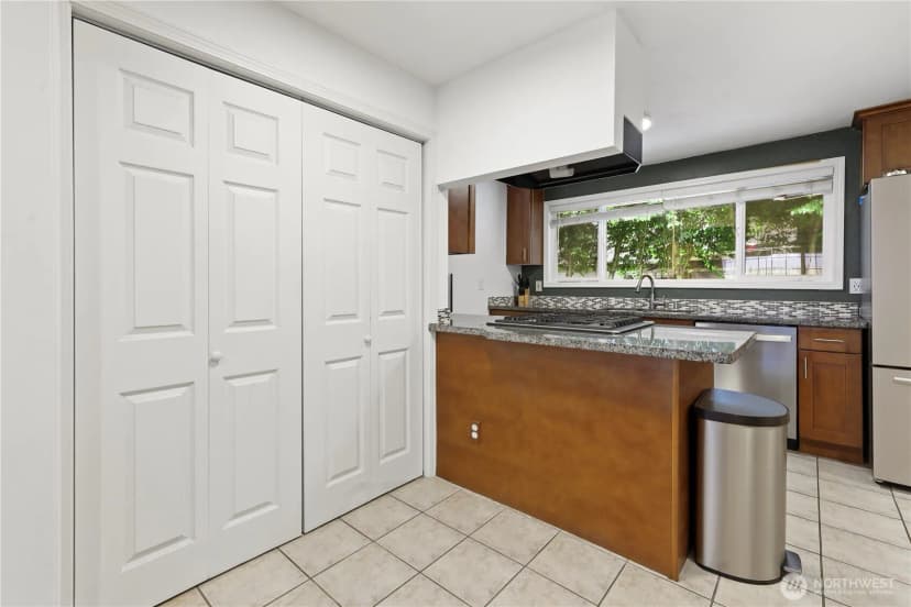 Property photo for 19031 Se 266th Street, Covington photo 8