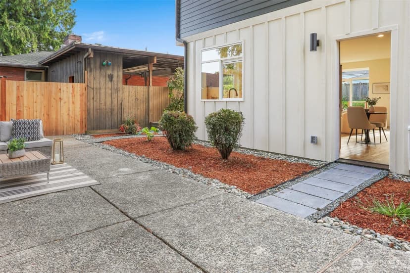 Property photo for 14306 Dayton Avenue N, Seattle photo 29