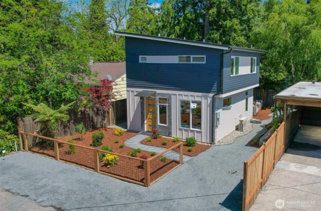 Property photo for 14306 Dayton Avenue N, Seattle