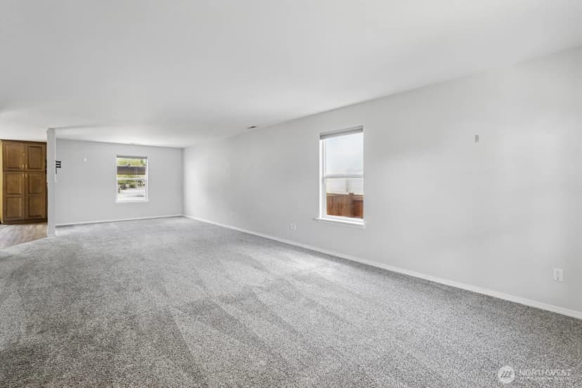 Property photo for 10510 193rd St Ct E, Graham photo 9