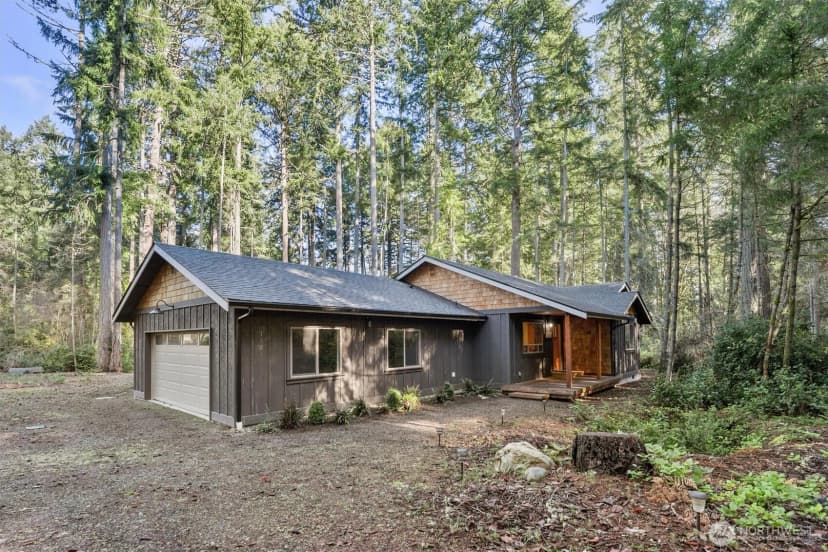 Property photo for 11211 Juniper Place, Anderson Island