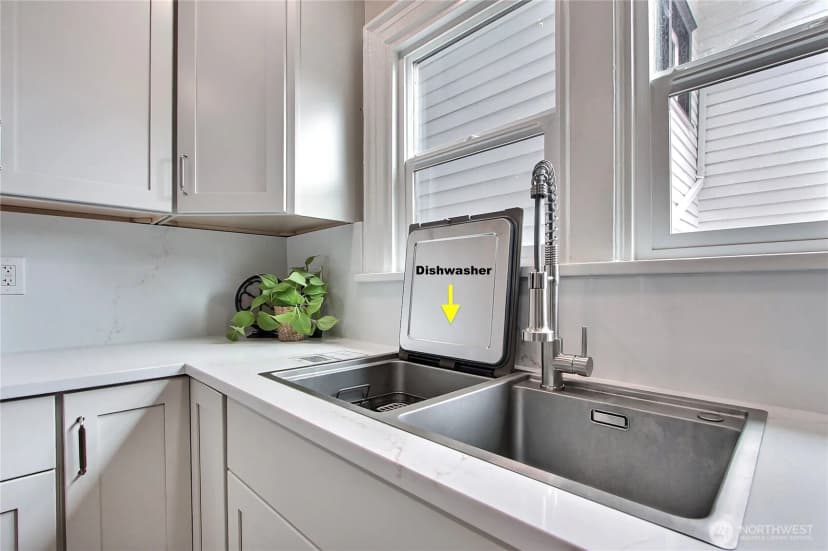 Property photo for 1206 S 14th Street, Tacoma photo 6