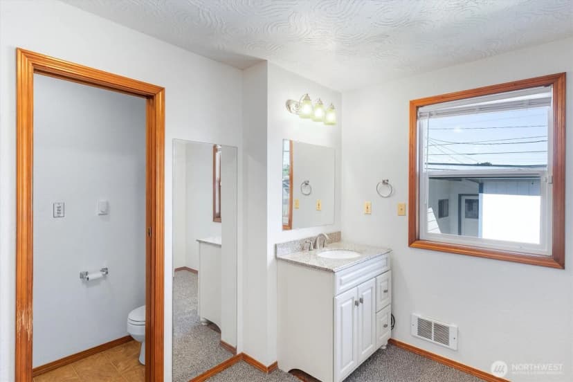 Property photo for 289 24th Avenue, Longview photo 18