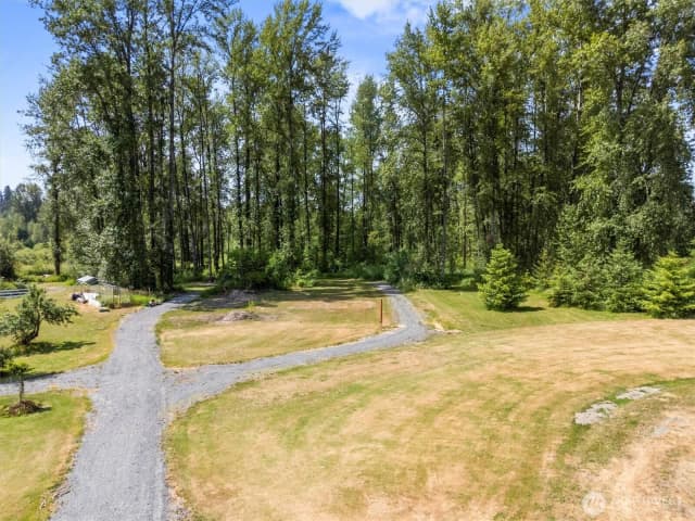 Property photo for 12829 27th Place Ne, Lake Stevens photo 3