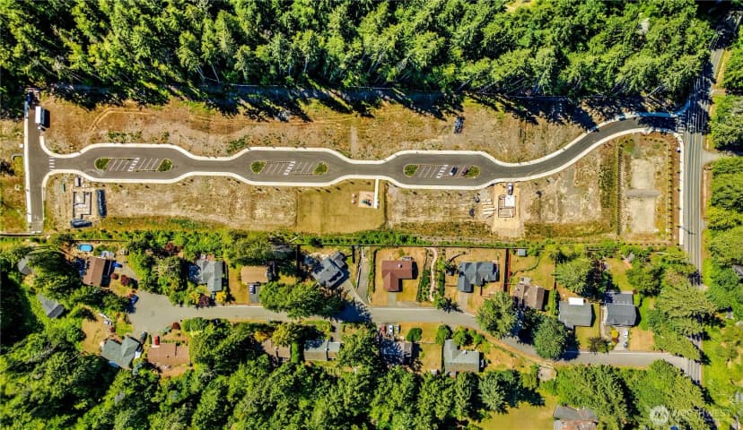 Property photo for 330 Ne Shadowhawk Lane, Bremerton photo 3