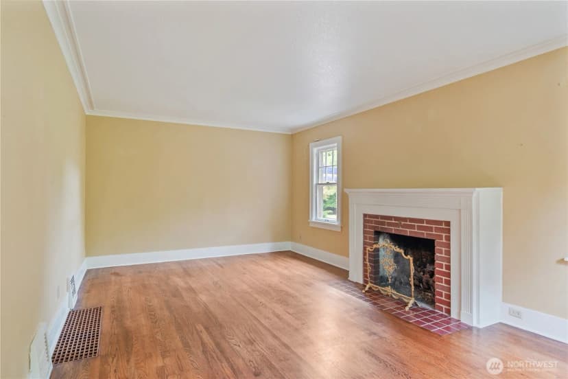 Property photo for 1702 24th Avenue, Longview photo 3