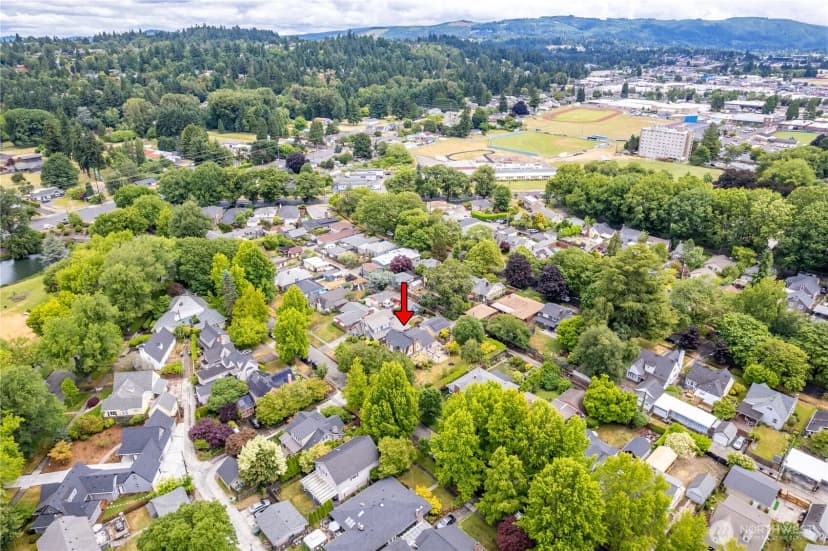 Property photo for 1702 24th Avenue, Longview photo 35