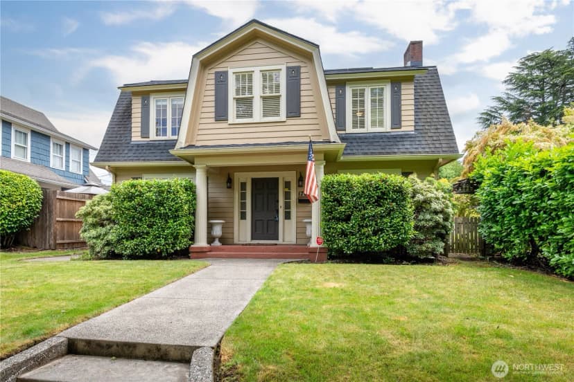Property photo for 1702 24th Avenue, Longview