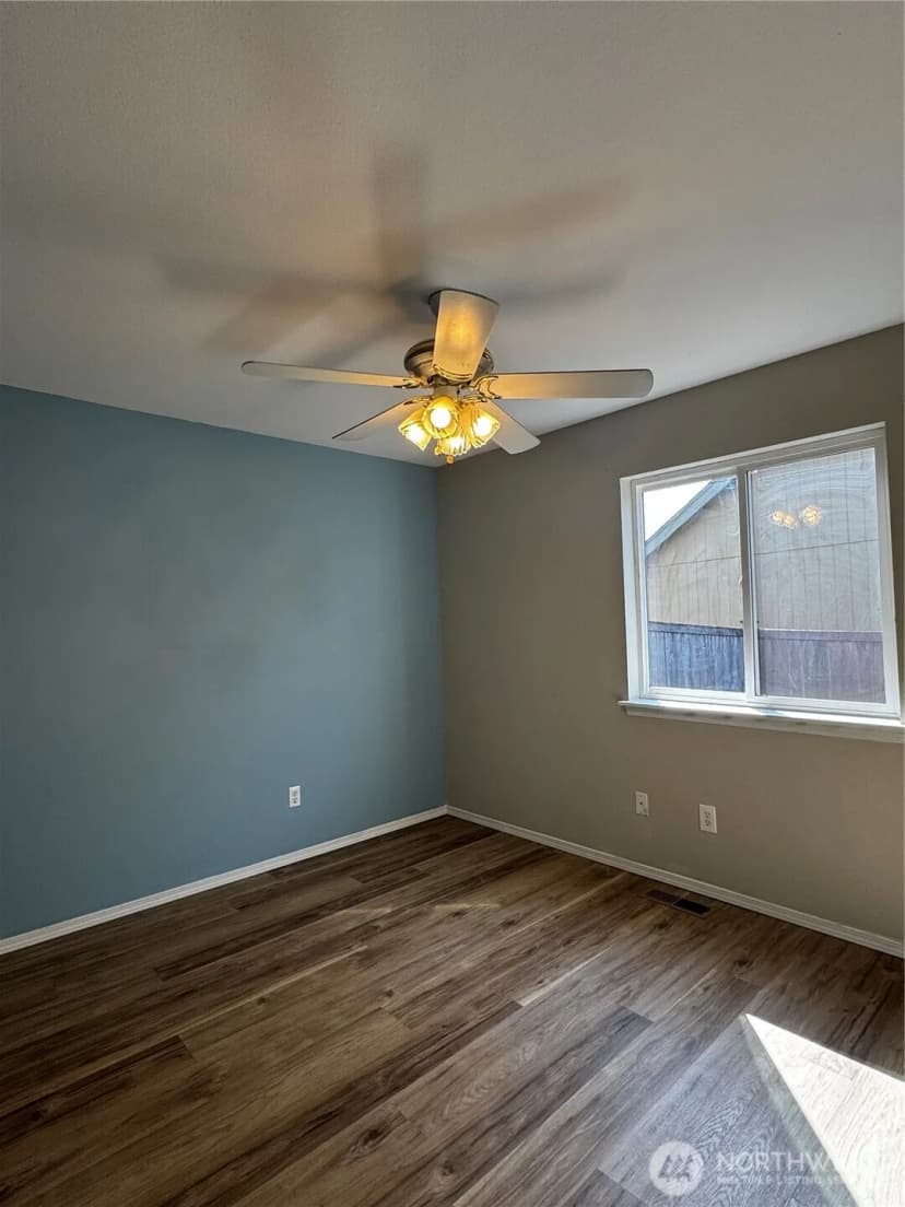 Property photo for 427 Stadium Loop, Napavine photo 20