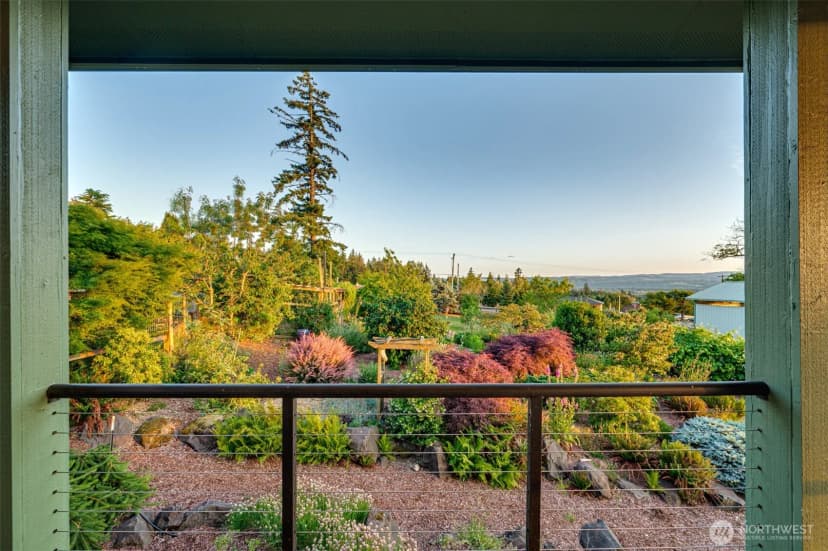Property photo for 1690 Cloverdale Road, Kalama photo 12
