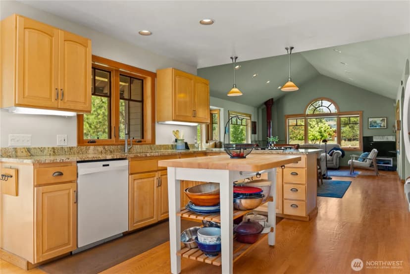 Property photo for 13 Pleasant View Drive, Winthrop photo 15
