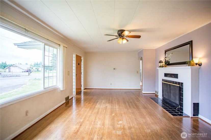 Property photo for 1639 State Route 505, Toledo photo 5