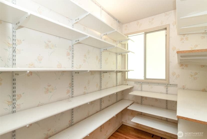 Property photo for 17002 Se 43rd Street, Bellevue photo 14