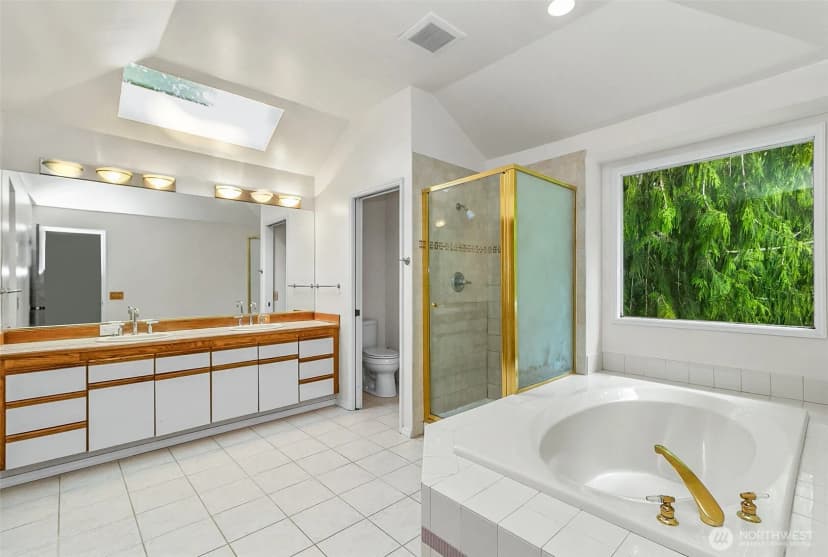 Property photo for 17002 Se 43rd Street, Bellevue photo 19