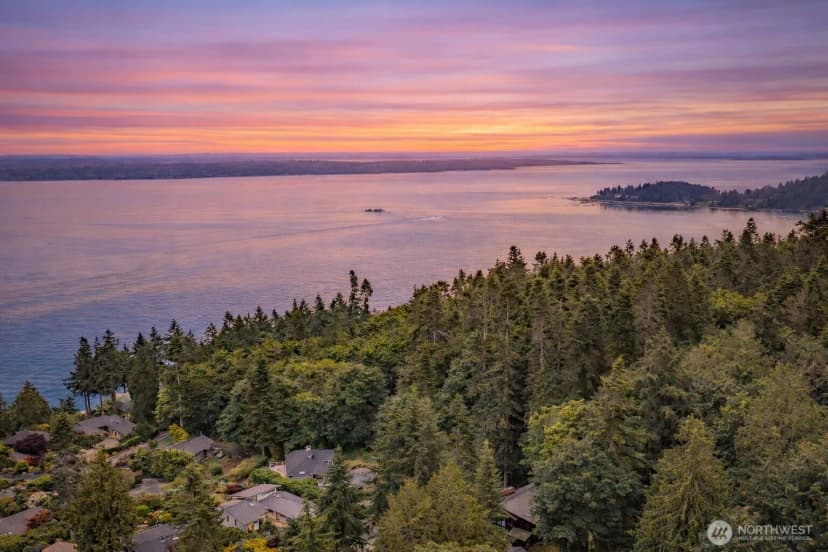 Property photo for 10761 Bill Point Crest Ne, Bainbridge Island photo 37
