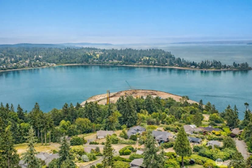 Property photo for 10761 Bill Point Crest Ne, Bainbridge Island photo 35