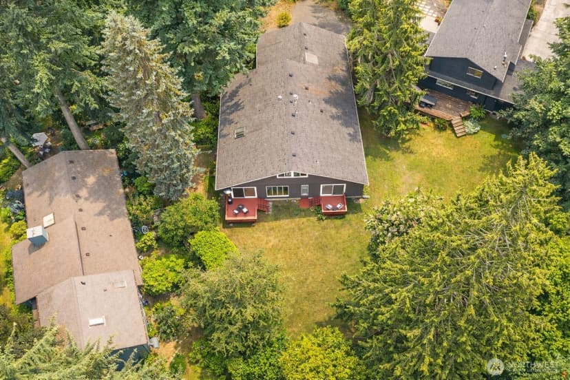 Property photo for 10761 Bill Point Crest Ne, Bainbridge Island photo 29