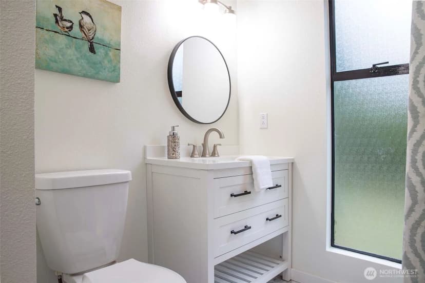 Property photo for 10761 Bill Point Crest Ne, Bainbridge Island photo 15