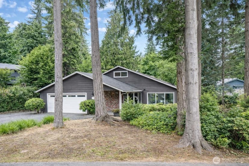 Property photo for 10761 Bill Point Crest Ne, Bainbridge Island photo 39