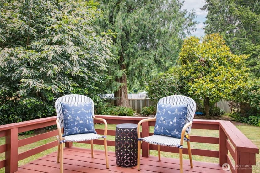 Property photo for 10761 Bill Point Crest Ne, Bainbridge Island photo 18