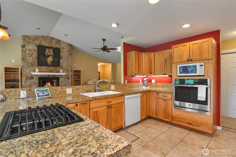 Property photo for 2360 Sapp Road Sw, Tumwater photo 13
