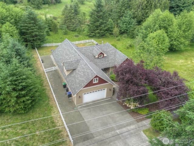 Property photo for 2360 Sapp Road Sw, Tumwater photo 4