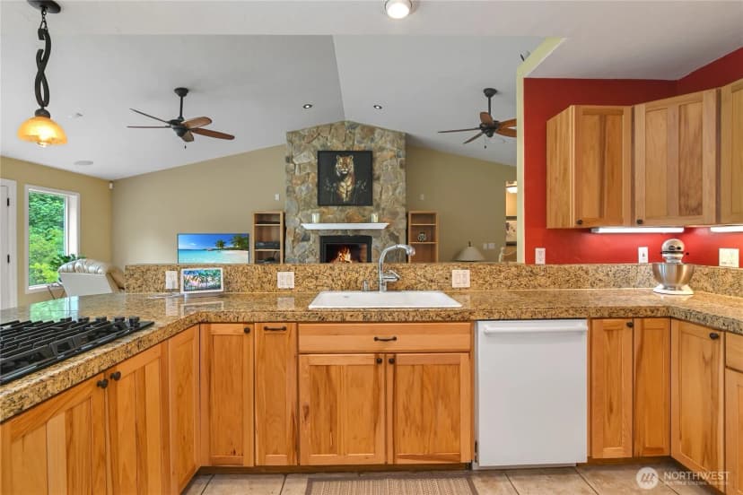 Property photo for 2360 Sapp Road Sw, Tumwater photo 14
