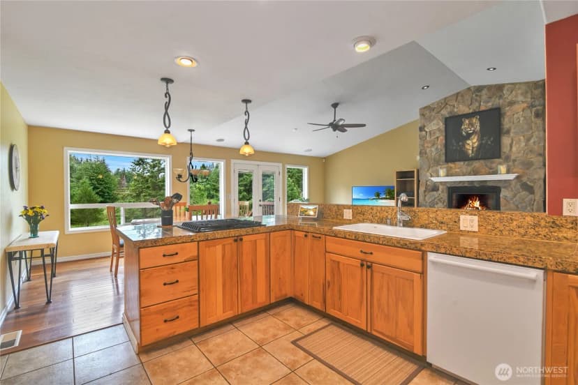 Property photo for 2360 Sapp Road Sw, Tumwater photo 15