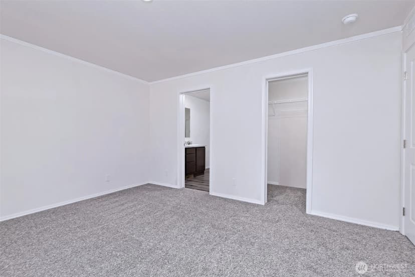 Property photo for 71 E Earll Drive, Shelton photo 11
