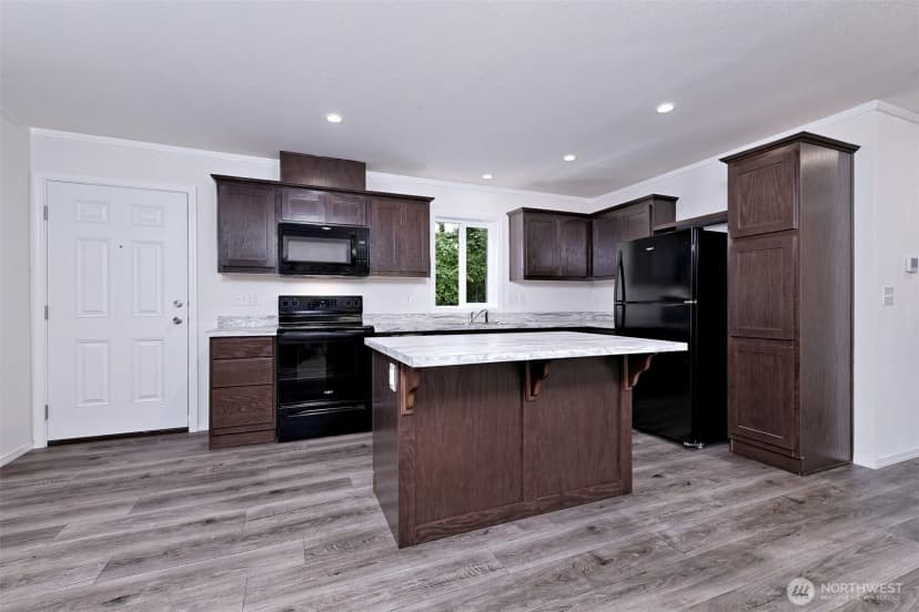Property photo for 71 E Earll Drive, Shelton photo 2