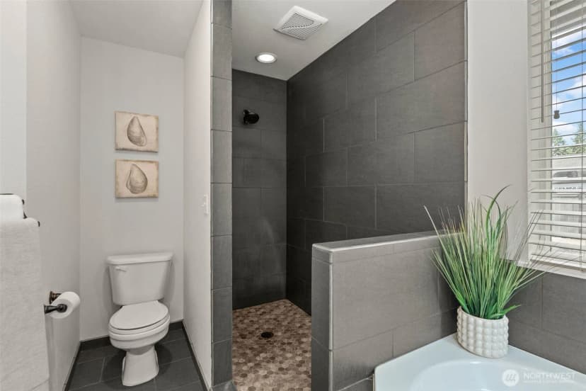 Property photo for 13408 13th Avenue Nw, Gig Harbor photo 24