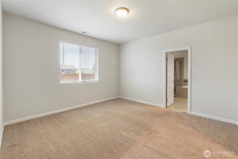 Property photo for 202 Grennan Lane N, Enumclaw photo 13