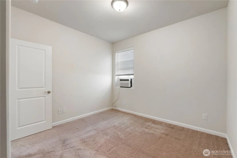 Property photo for 202 Grennan Lane N, Enumclaw photo 17