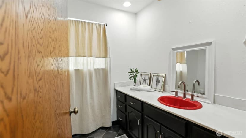 Property photo for 5109 S Myrtle Street, Seattle photo 24
