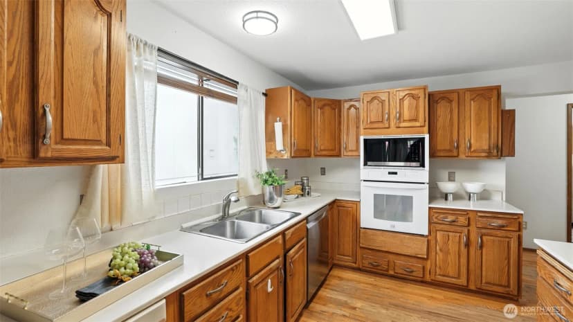 Property photo for 5109 S Myrtle Street, Seattle photo 21