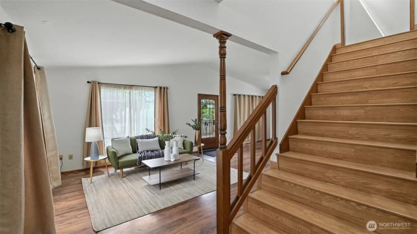 Property photo for 5109 S Myrtle Street, Seattle photo 4