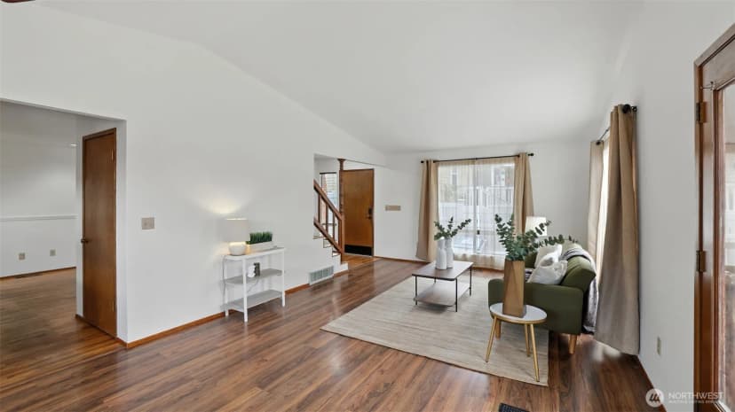 Property photo for 5109 S Myrtle Street, Seattle photo 7