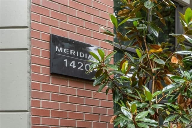 Property photo for 1420 Terry Avenue #907, Seattle photo 2